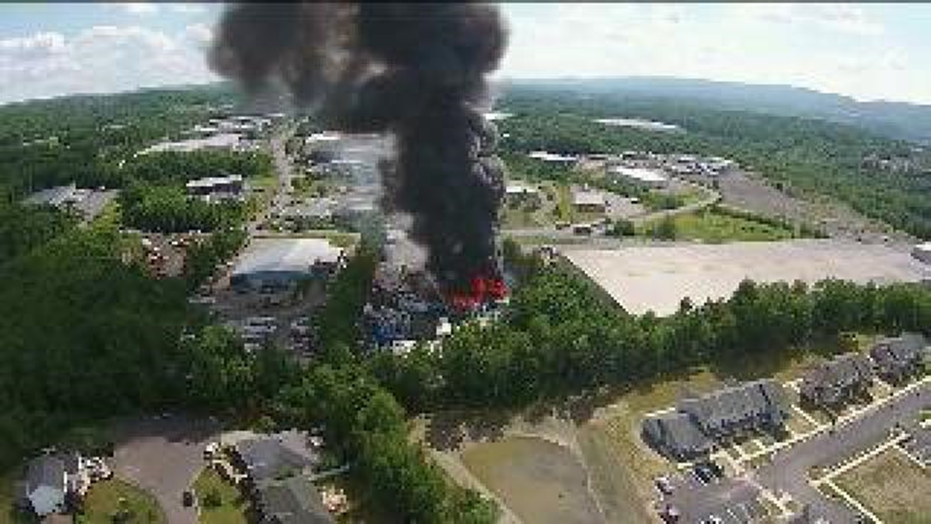 Huge Smoky Fire Hits Business In Lackawanna County