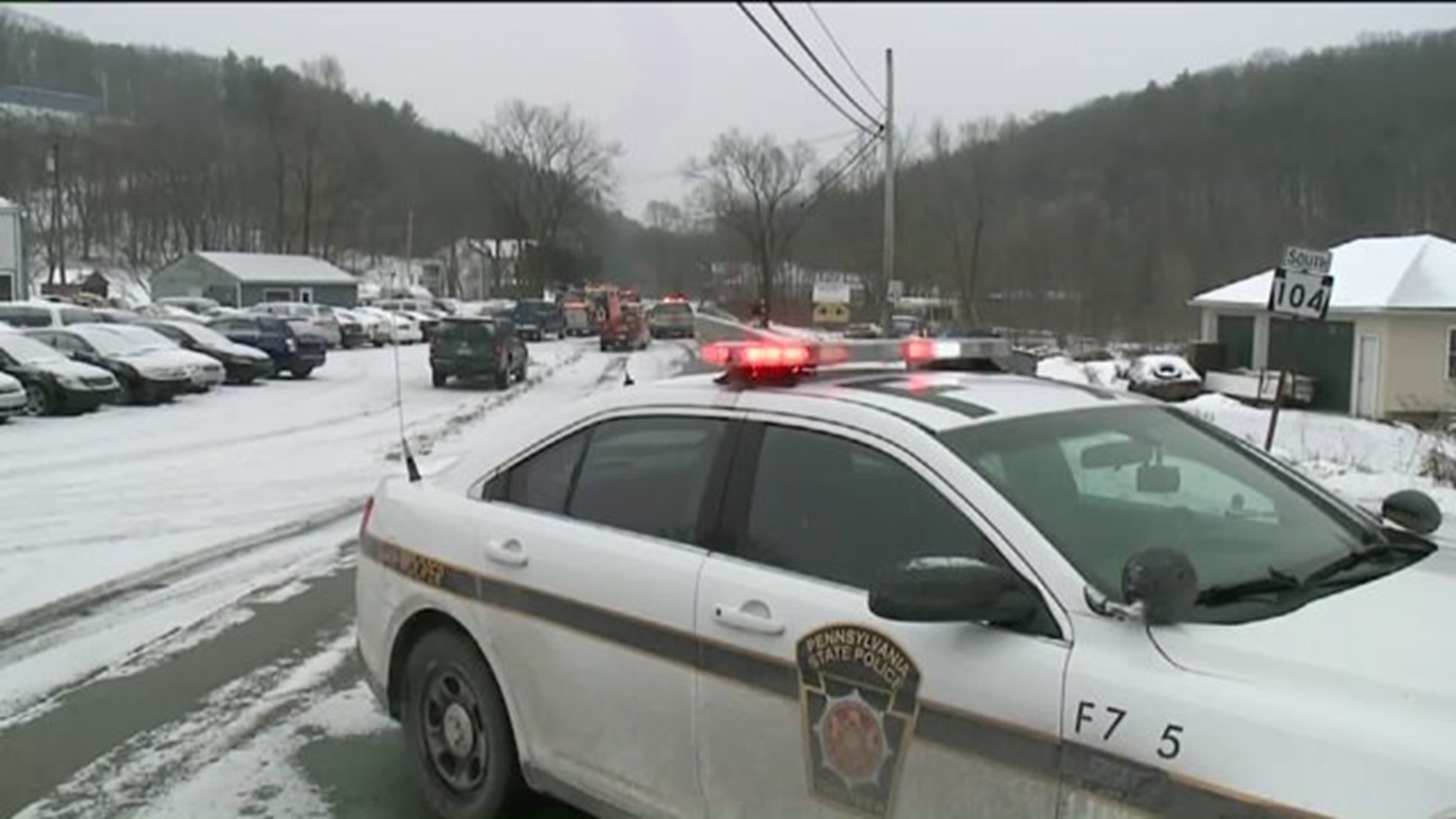 Several Hurt in Pickup Crash in Snyder County