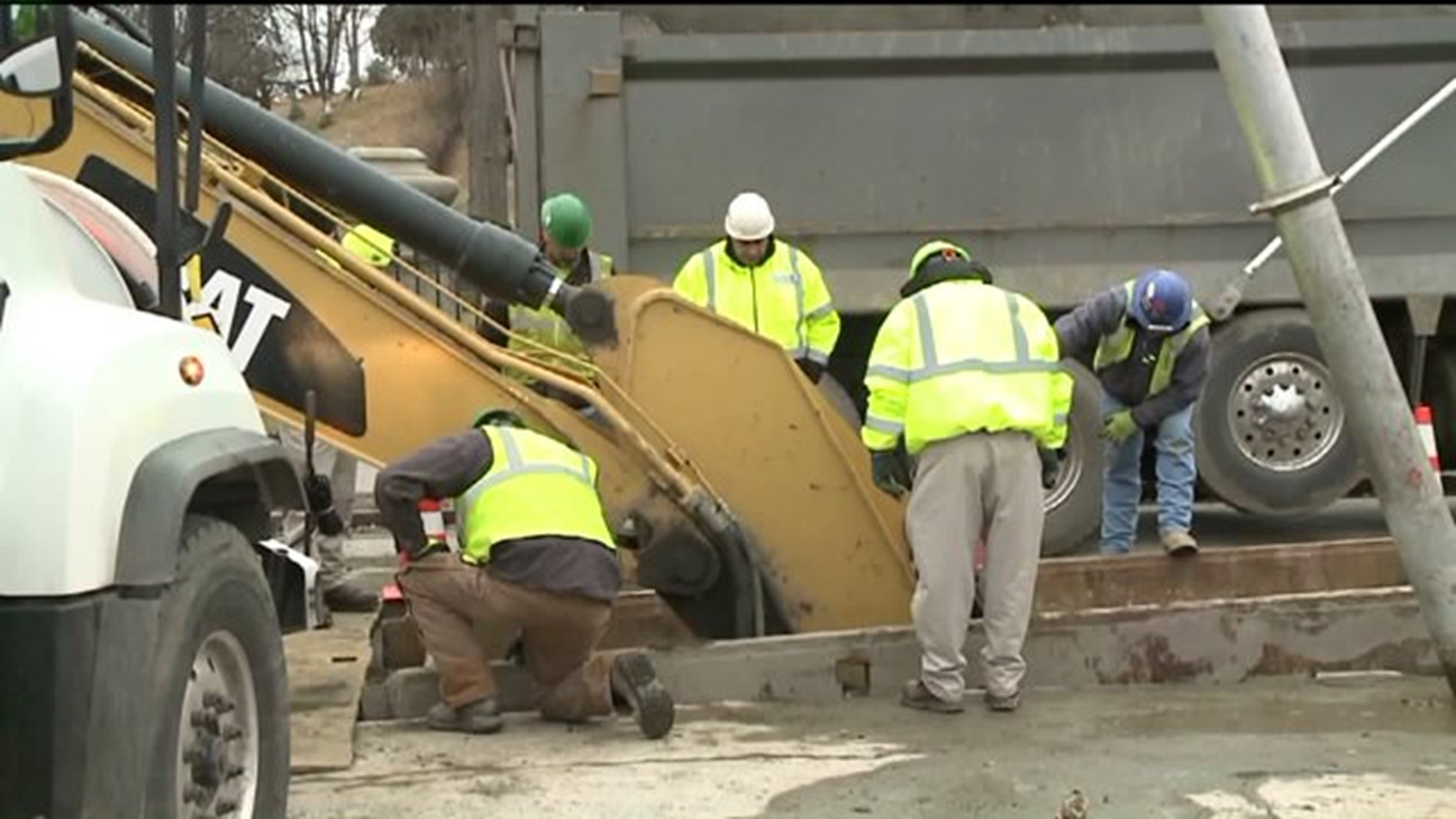 Broken Sewer Line Causes More Traffic Troubles