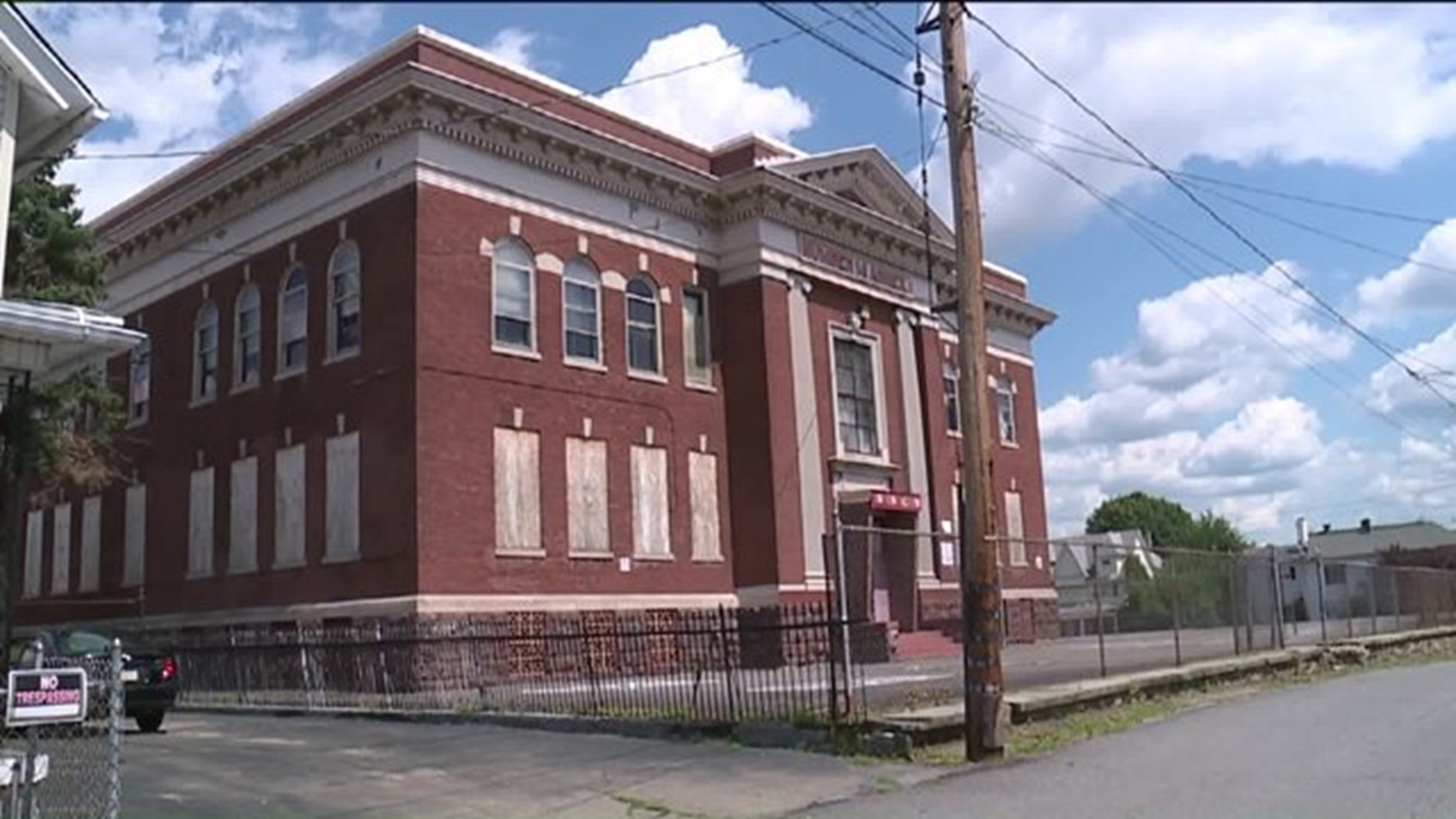 Scranton School Properties Don’t Sell at Auction