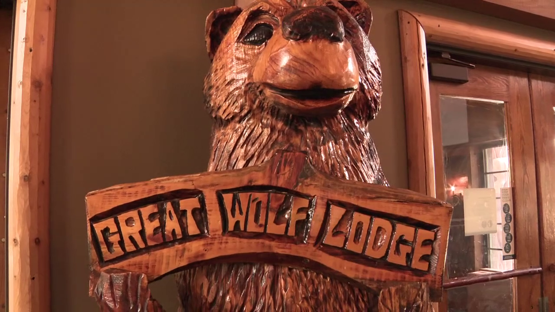 does great wolf lodge require masks