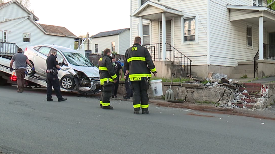 One hospitalized after crash in Scranton