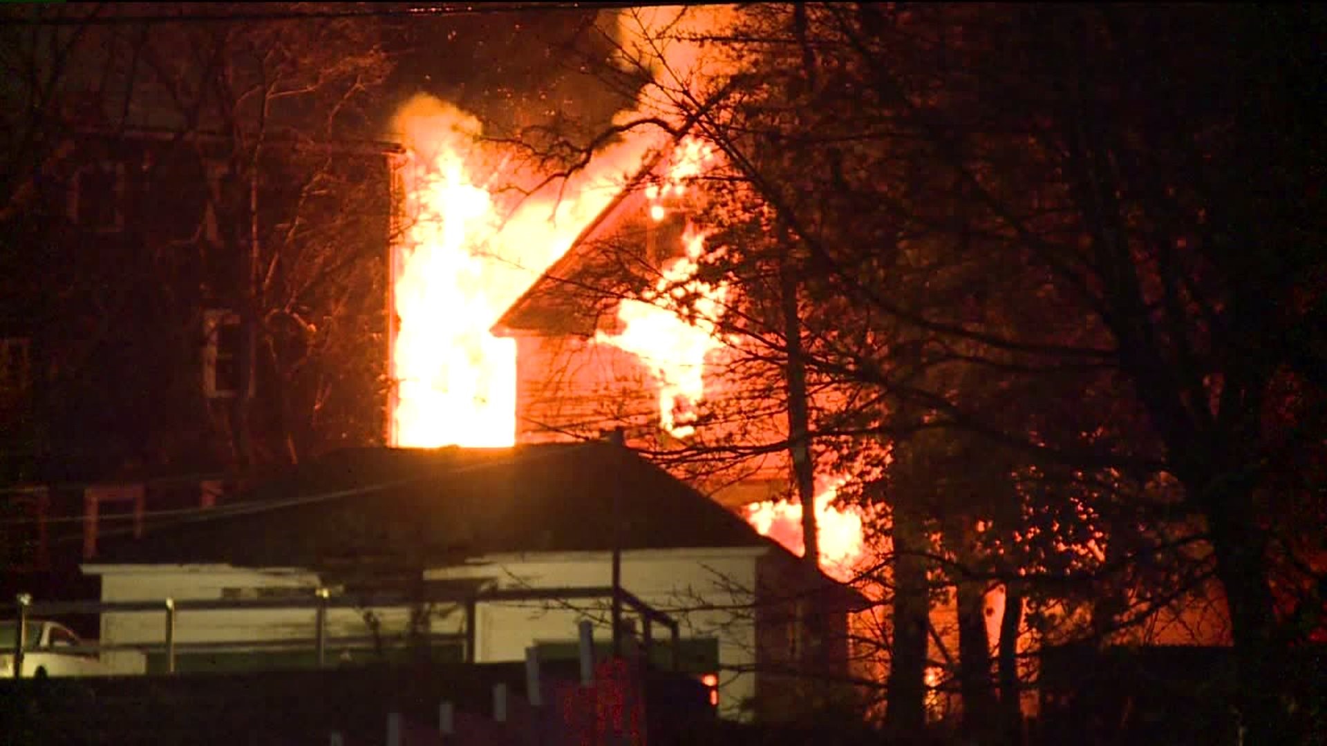 Fire Destroys Two Houses in Scranton, Investigation Underway
