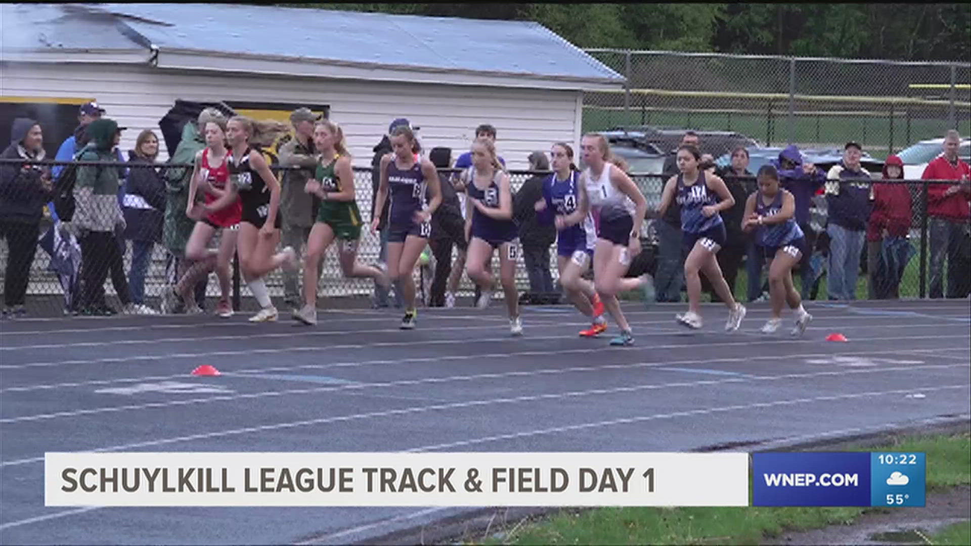 Despite the rain drops, some of the running events were still able to go on.