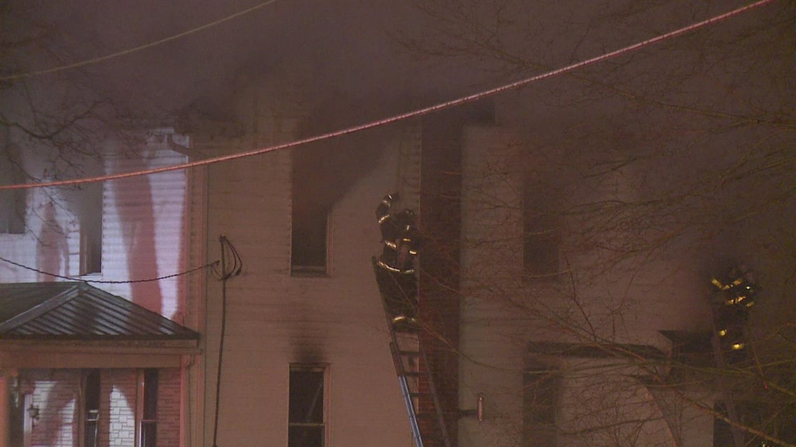 RAW VIDEO: Two firefighters fatally injured while battling blaze in ...