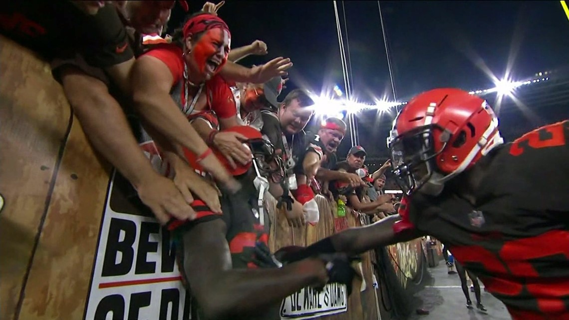 The Streak Is Over Cleveland Browns Win After 635 Days, Spark Wild Celebrations