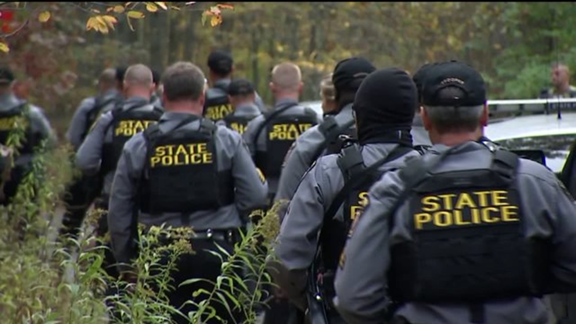 Fewer Troopers Searching As Manhunt Presses On