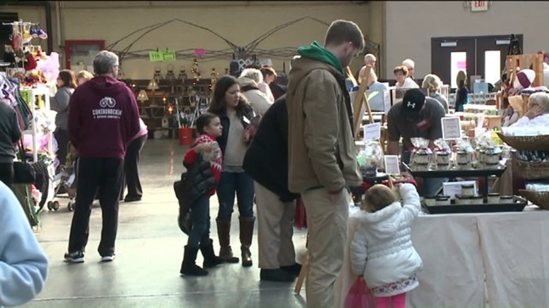 Holiday Craft Show Benefits Red Cross