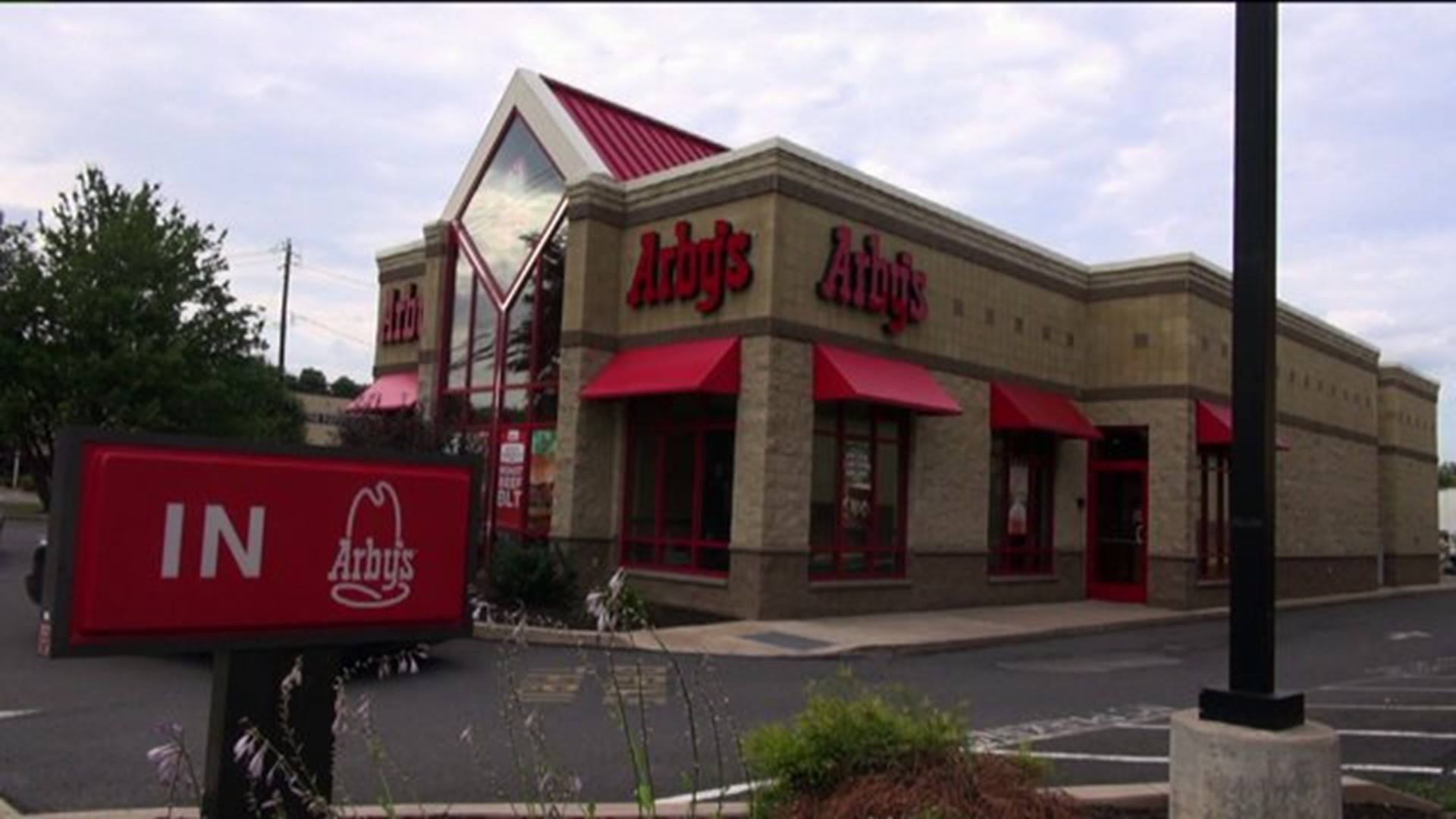 Arby’s Employees React to Sudden Store Closures | wnep.com