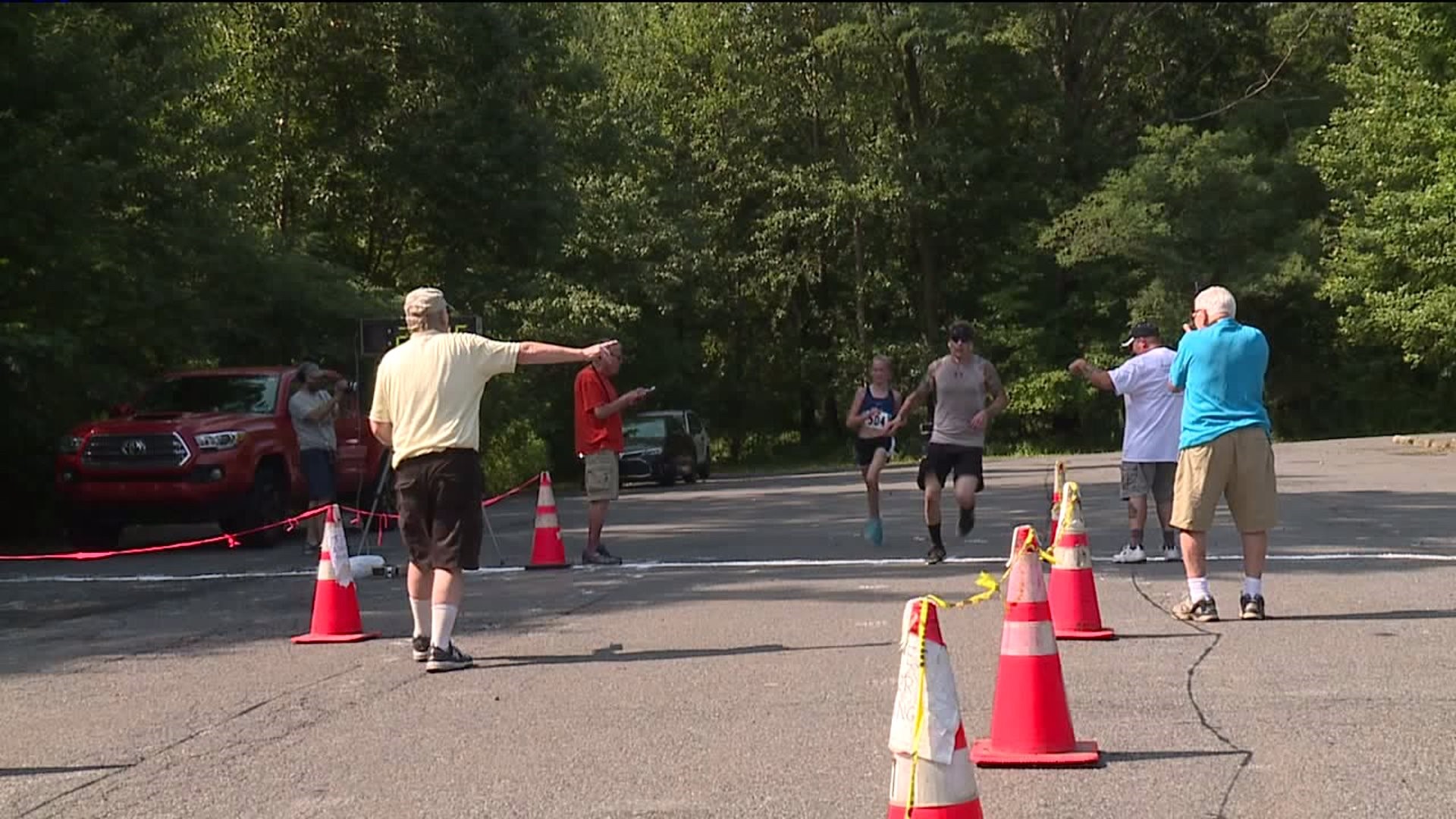 Hook O'Malley 5K Helps Fund Fight Against Cancer