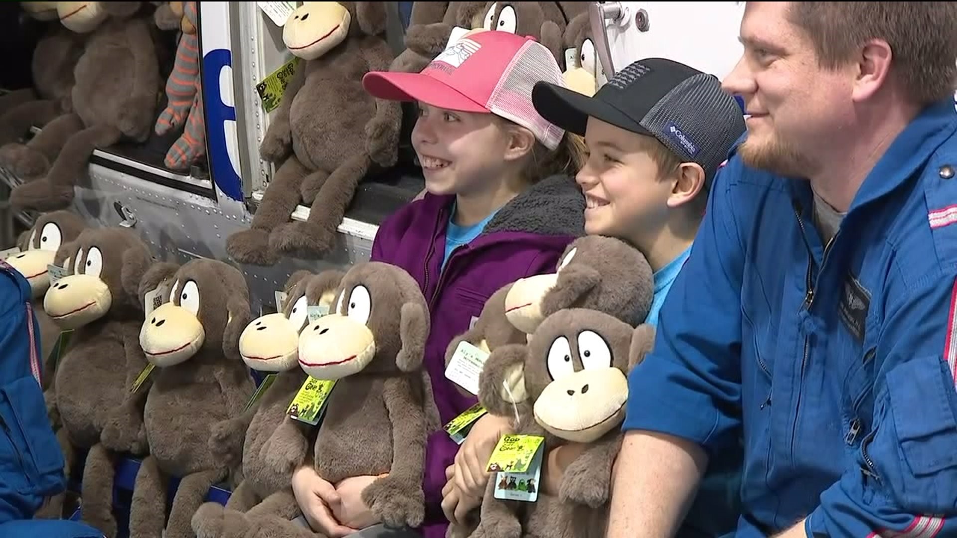 Aly's Monkey Movement donates stuffed monkeys.