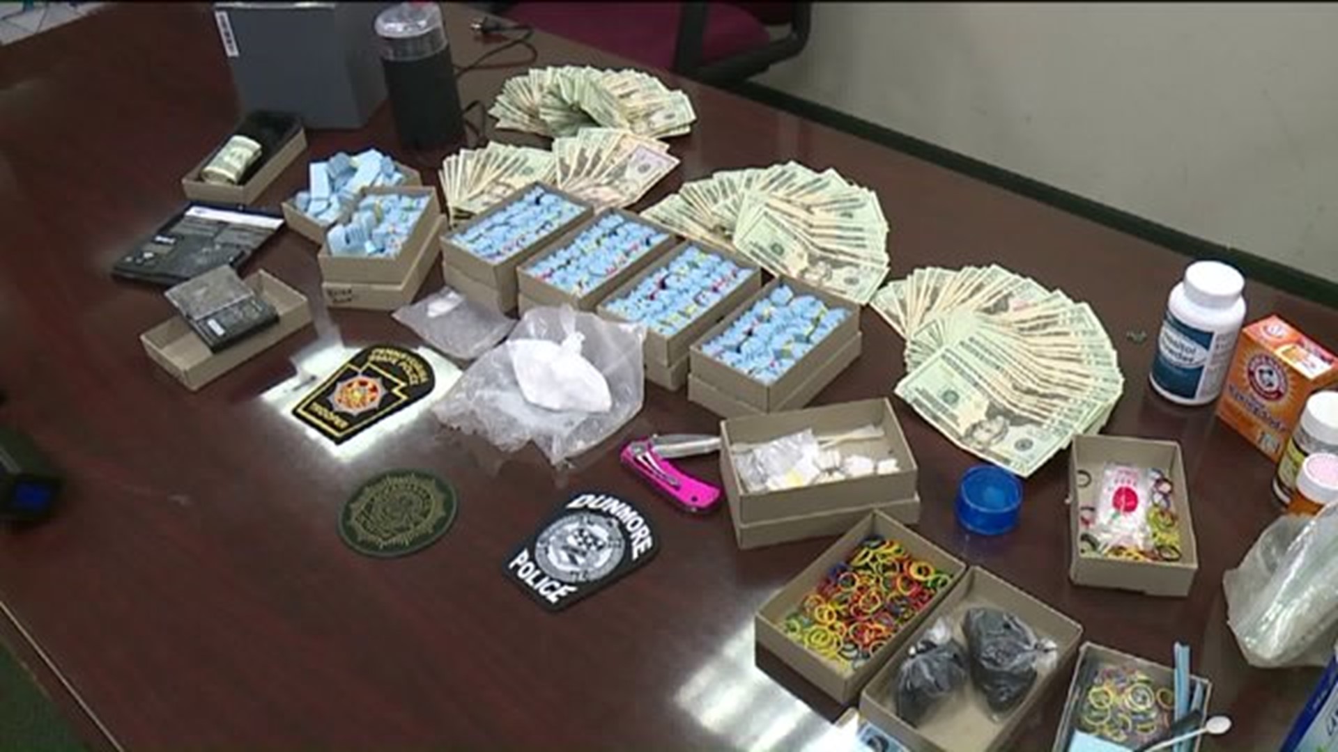 3,400 Bags Of Heroin Found After Traffic Stop