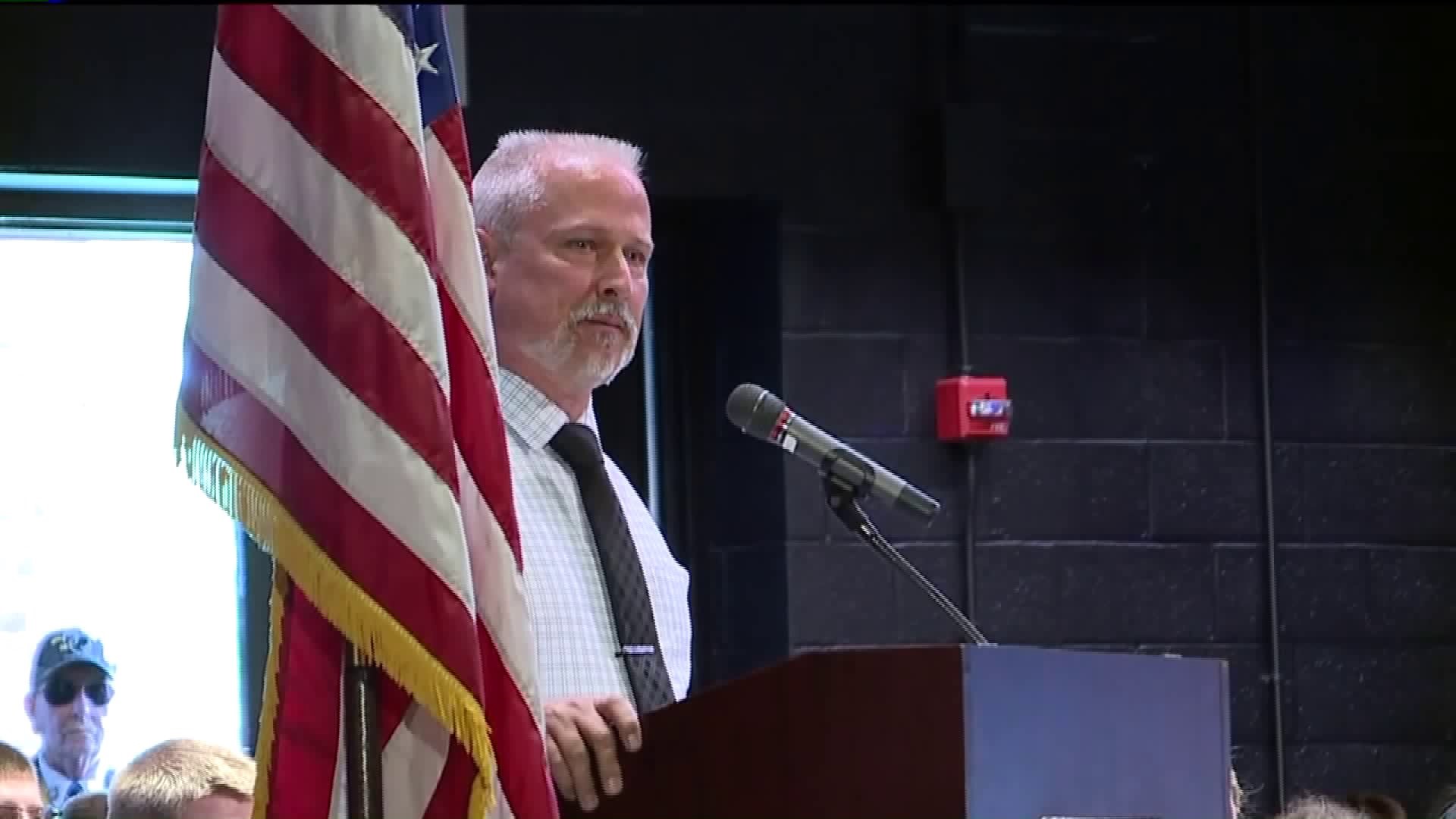 Speaker Reminds Crowd What Memorial Day Is All About