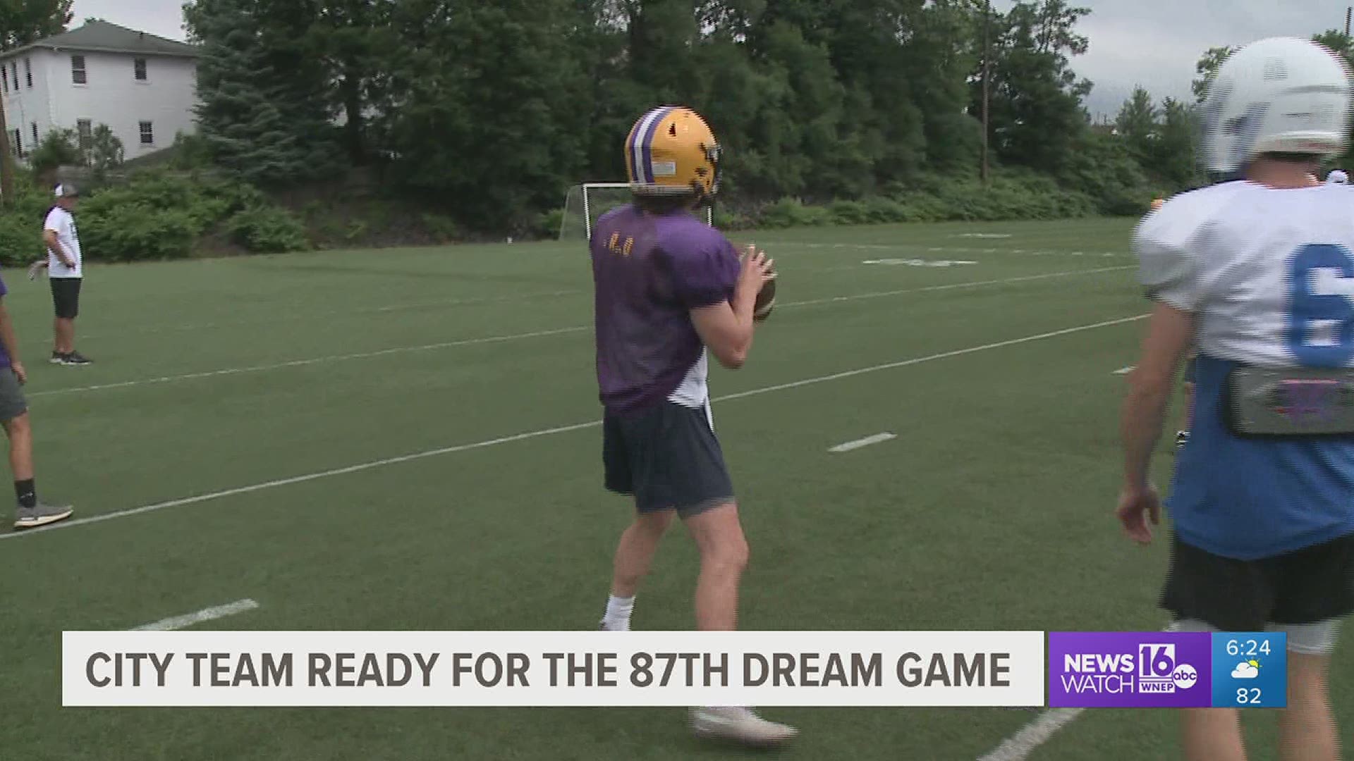 Terry Gallagher Leads The City Team Into The 87th Scranton Lions Club Dream Game