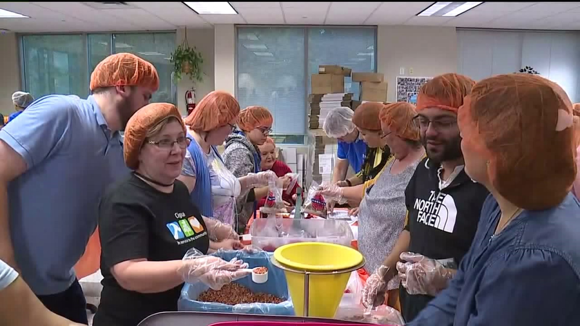 Coworkers` Commitment to Fight Hunger
