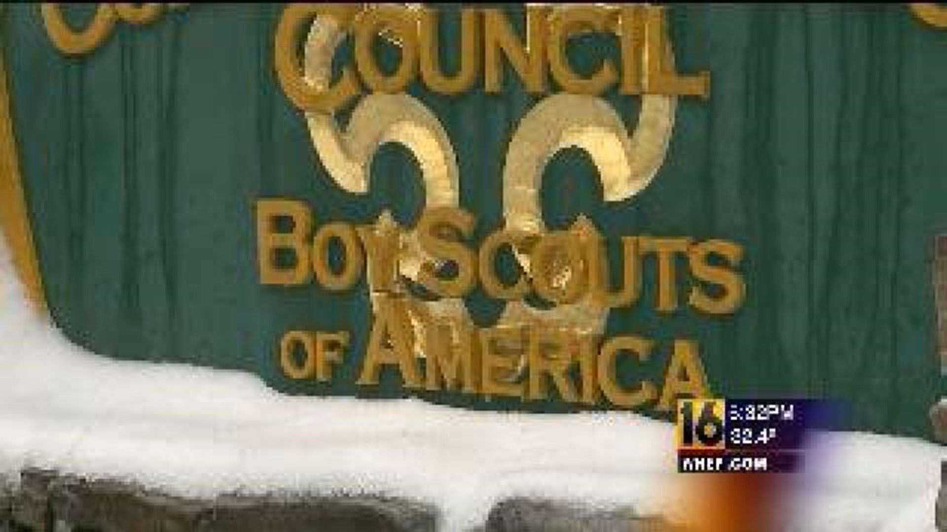 Boy Scouts Discus Lifting Ban Gays