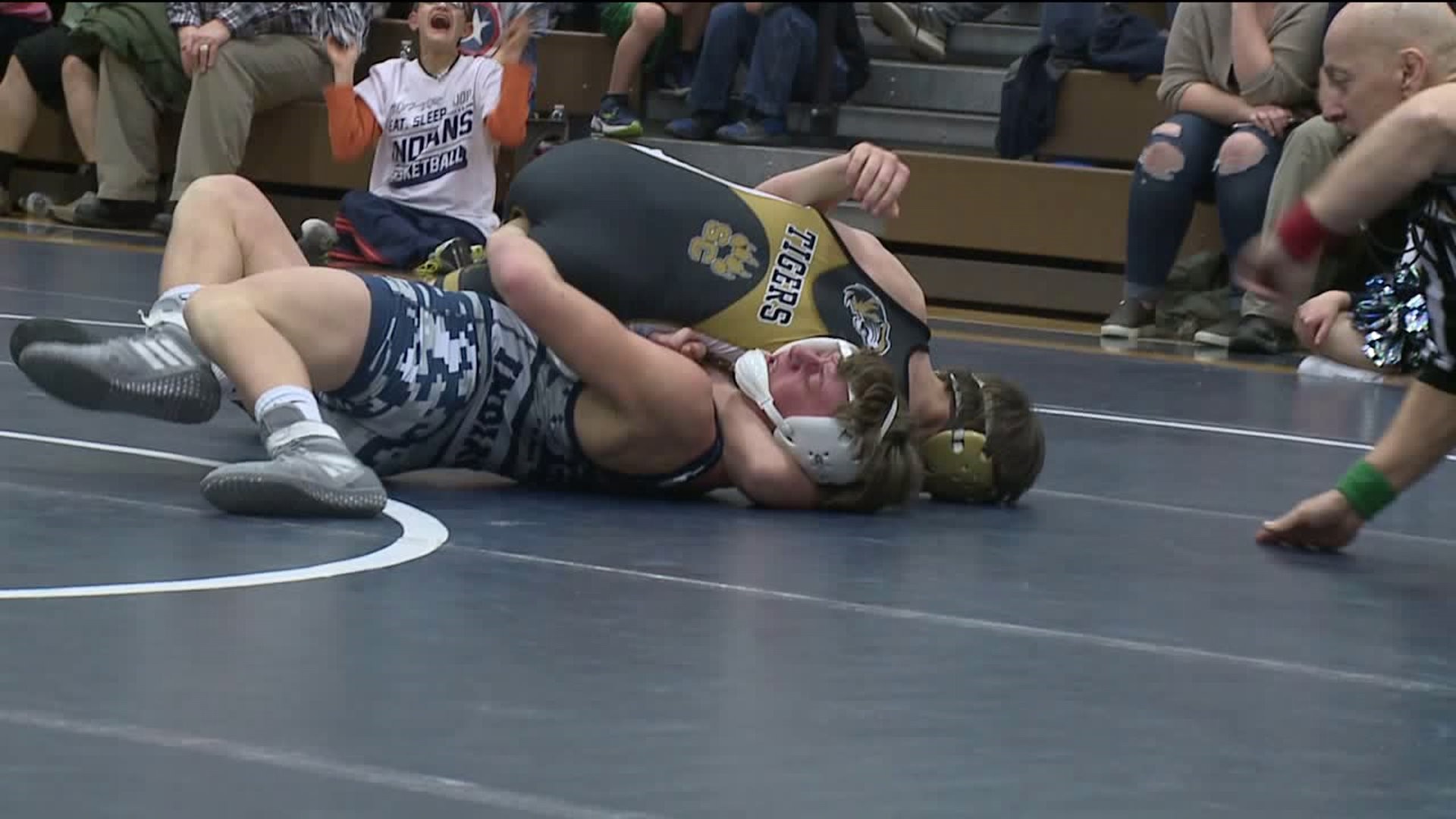 Southern Columbia Wrestling Outlasts Muncy 36-32
