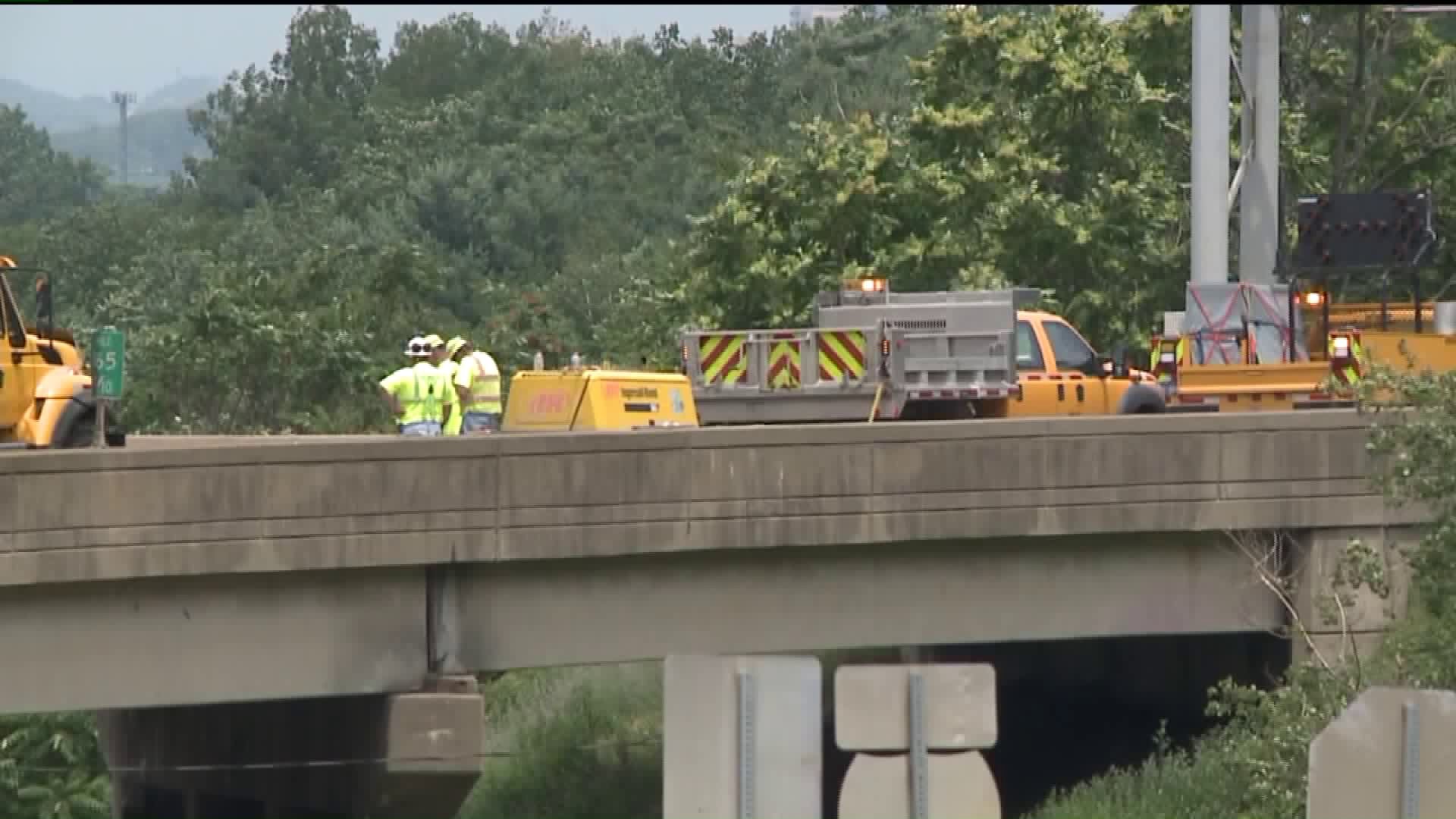 Bridge Repairs Slow I-81 Traffic in Luzerne County