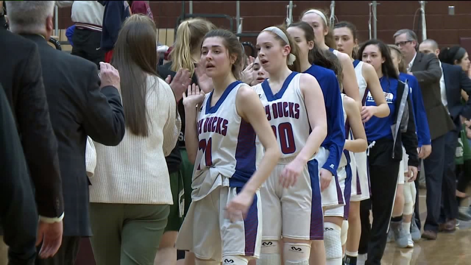 Dunmore Girls Beat Holy Cross for Lackawanna League Division 3 Title