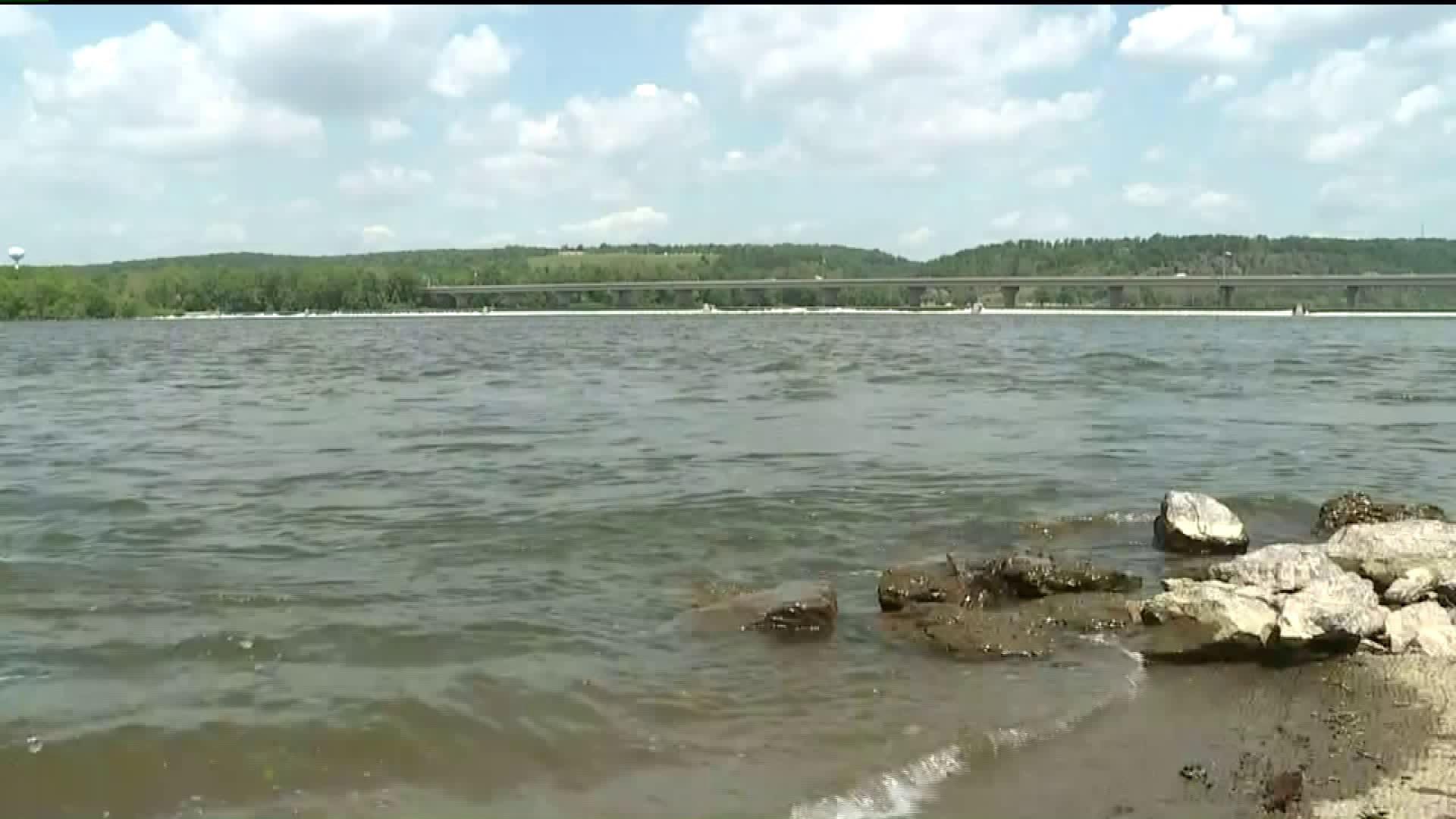 Volunteers to Cleanup the Susquehanna (7)