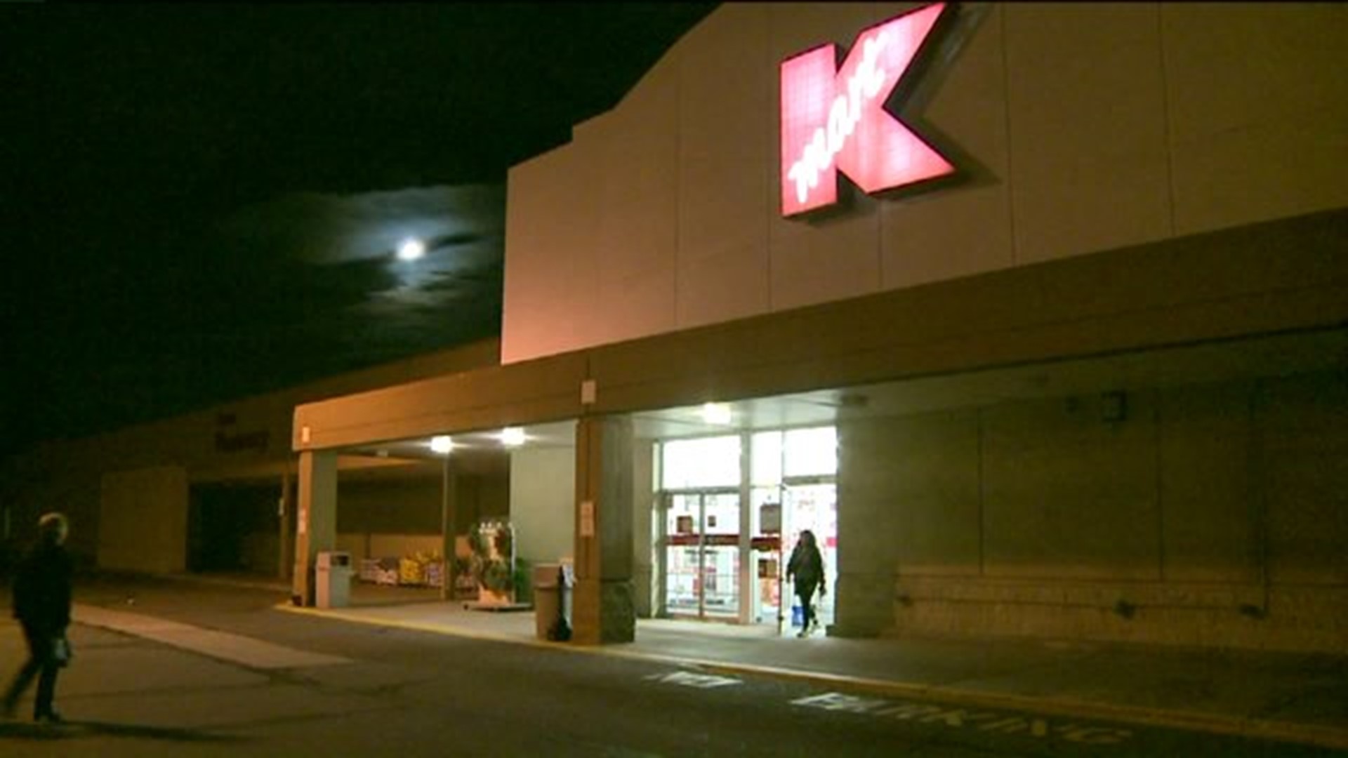 K-Mart Opens its Doors for Holiday Shoppers