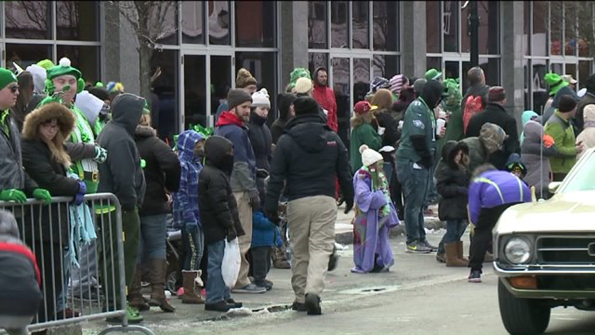 Public Square Goes Green for Saint Patrick`s Parade