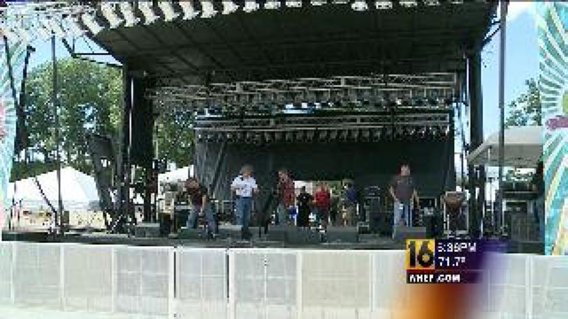 Thousands Camp Out for Peach Music Festival