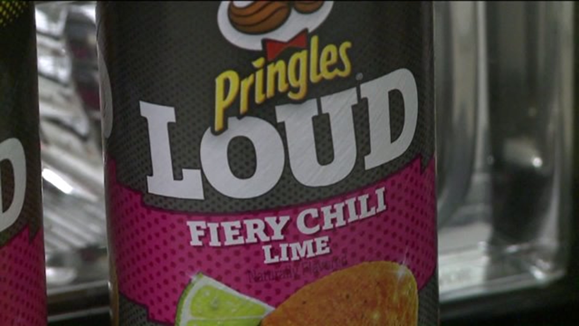 Taste Test: Fiery Chili Lime Chips by Pringles Loud