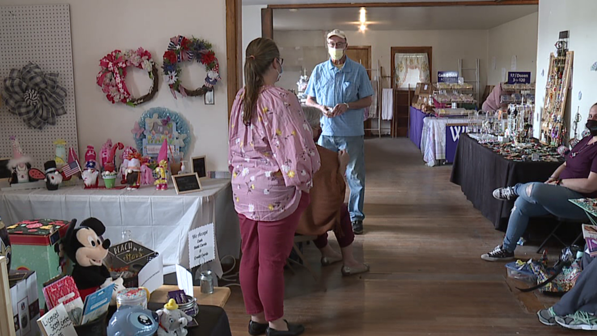 This was the first craft show hosted at Central Station Marketplace and Antiques.