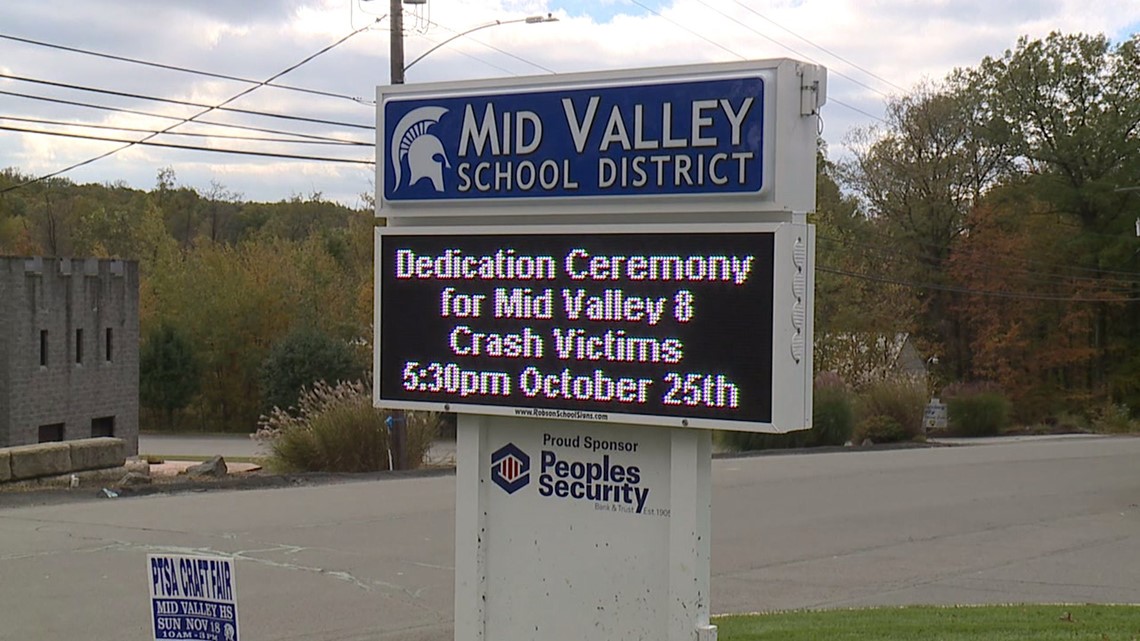 Community Remembers ‘Mid Valley Eight’