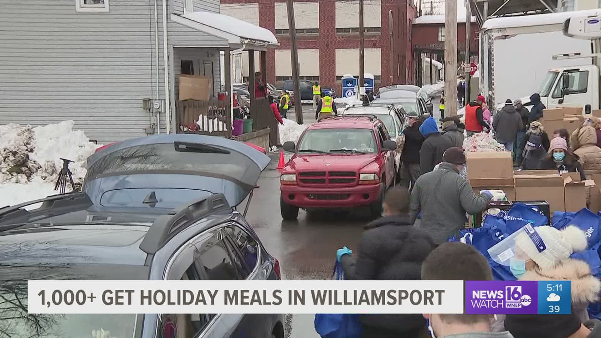 More than 1,000 people were given free holiday meals as the Central Pennsylvania Food Bank teamed up with American Rescue Workers for a big holiday food drive.
