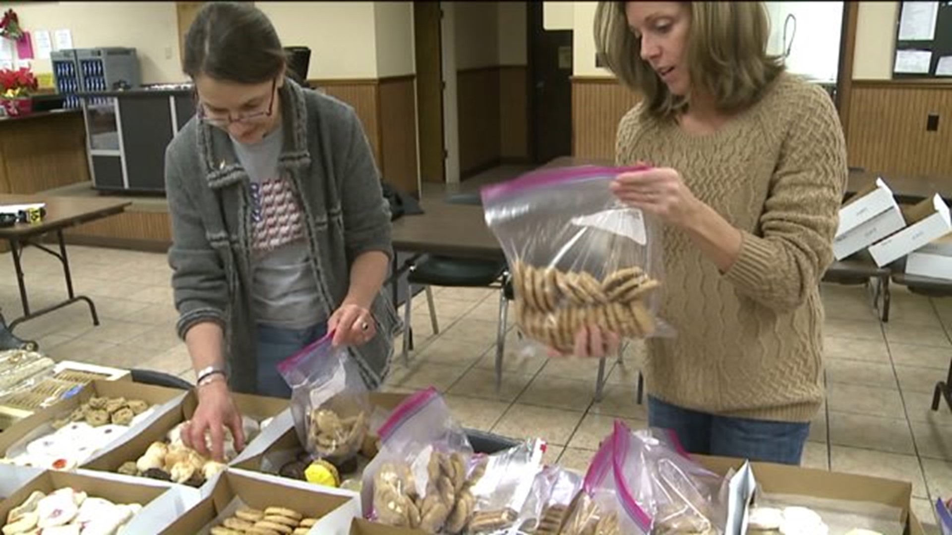 Volunteers Sending A Touch Of Home To Troops Overseas For The Holidays