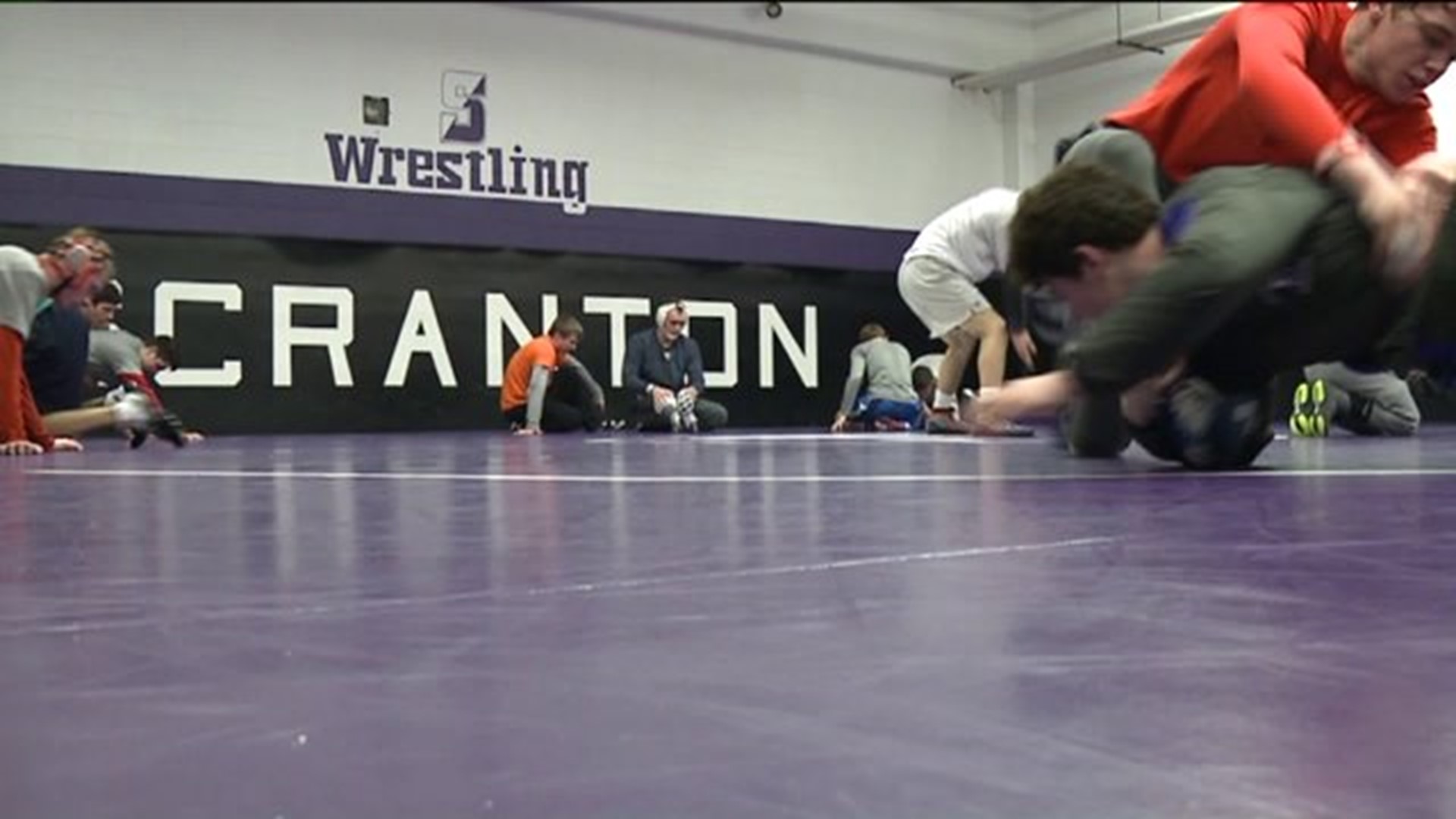 Scranton Wrestling Off To 110 Start In Duals