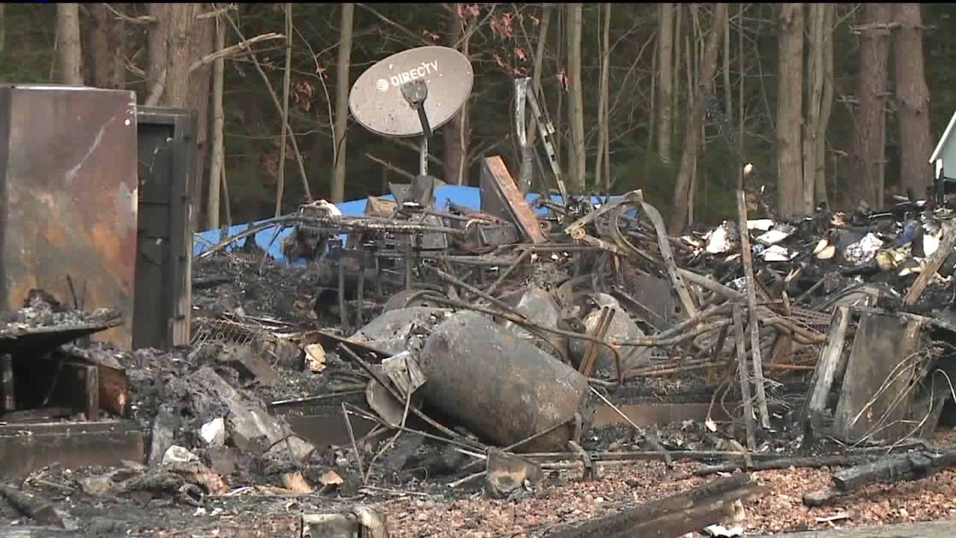Early Morning Fire Destroys Home in Monroe County