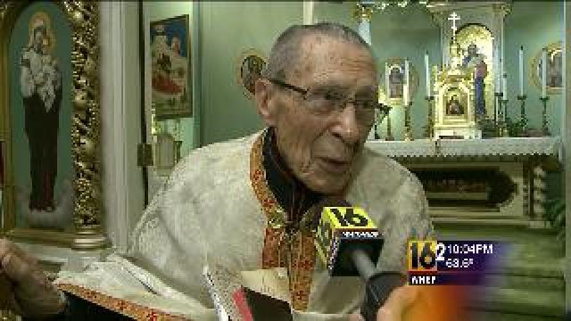 Monsignor Celebrates Final Novena After 60 Years