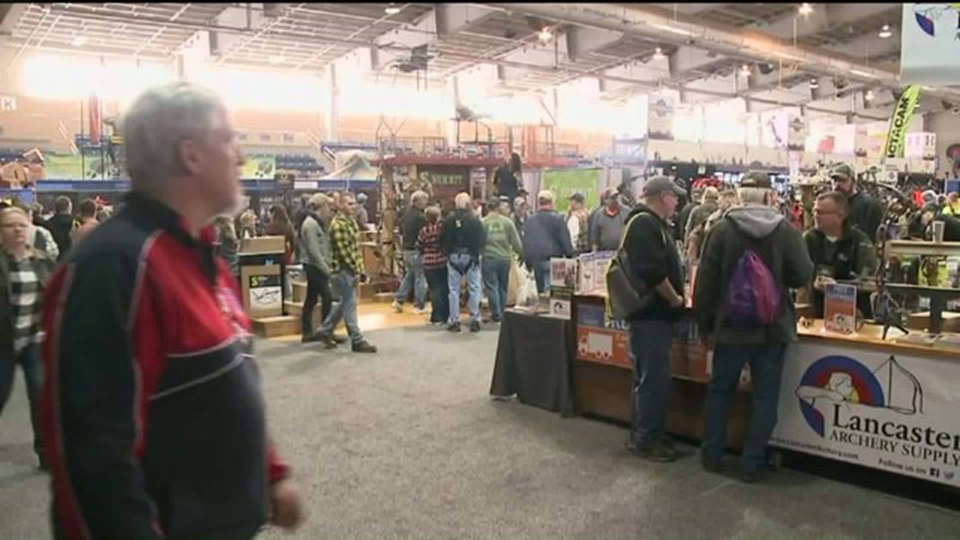 Folks Flock to the Great American Outdoor Show