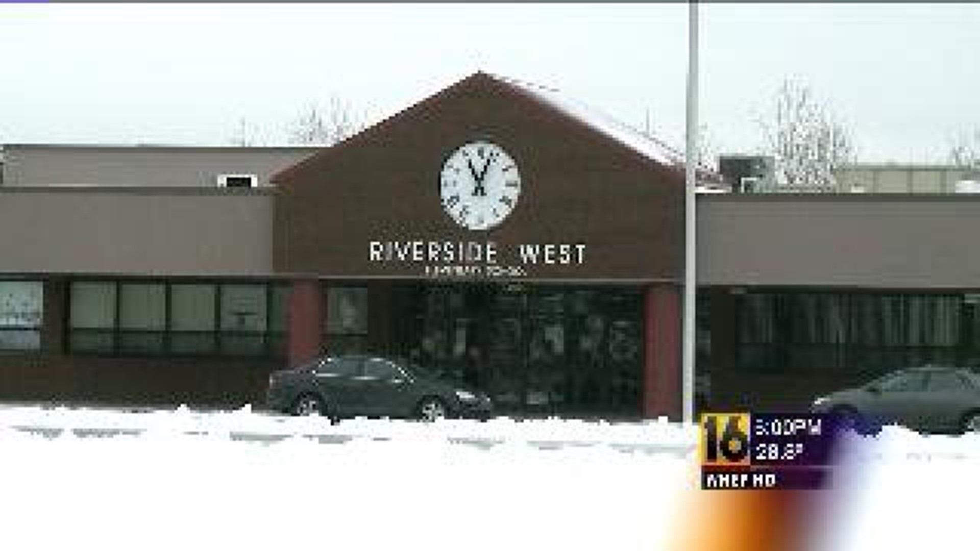 Riverside School District to Hire Police Officers
