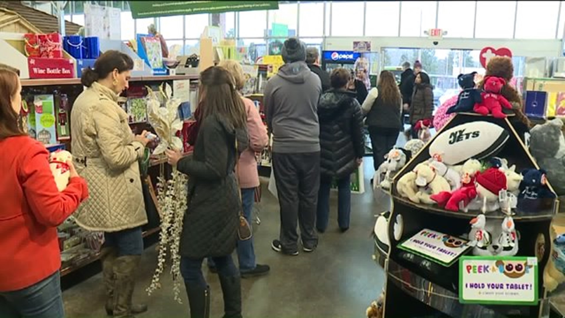 Shoppers Save with Christmas Clearance Sales