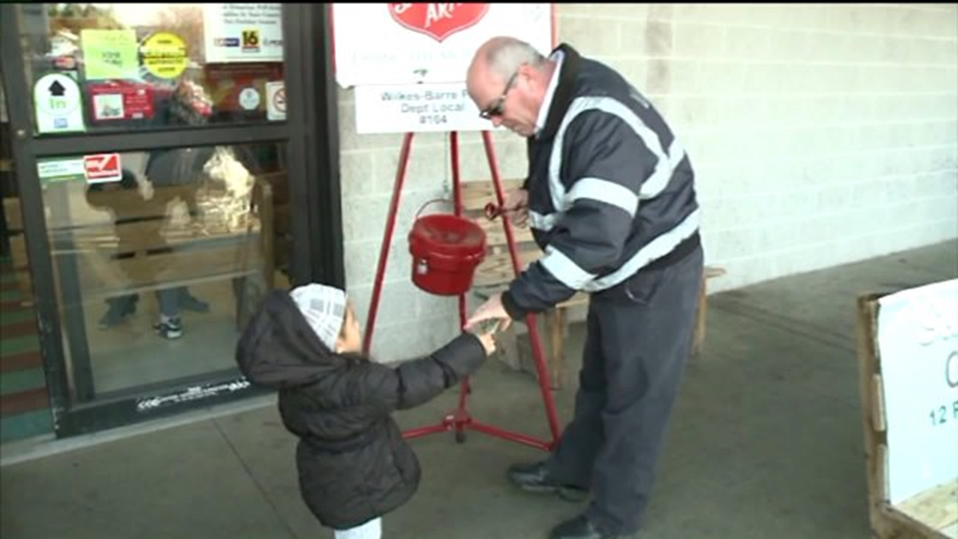 Red Kettle Campaign  Kicks Off in Wilkes-Barre