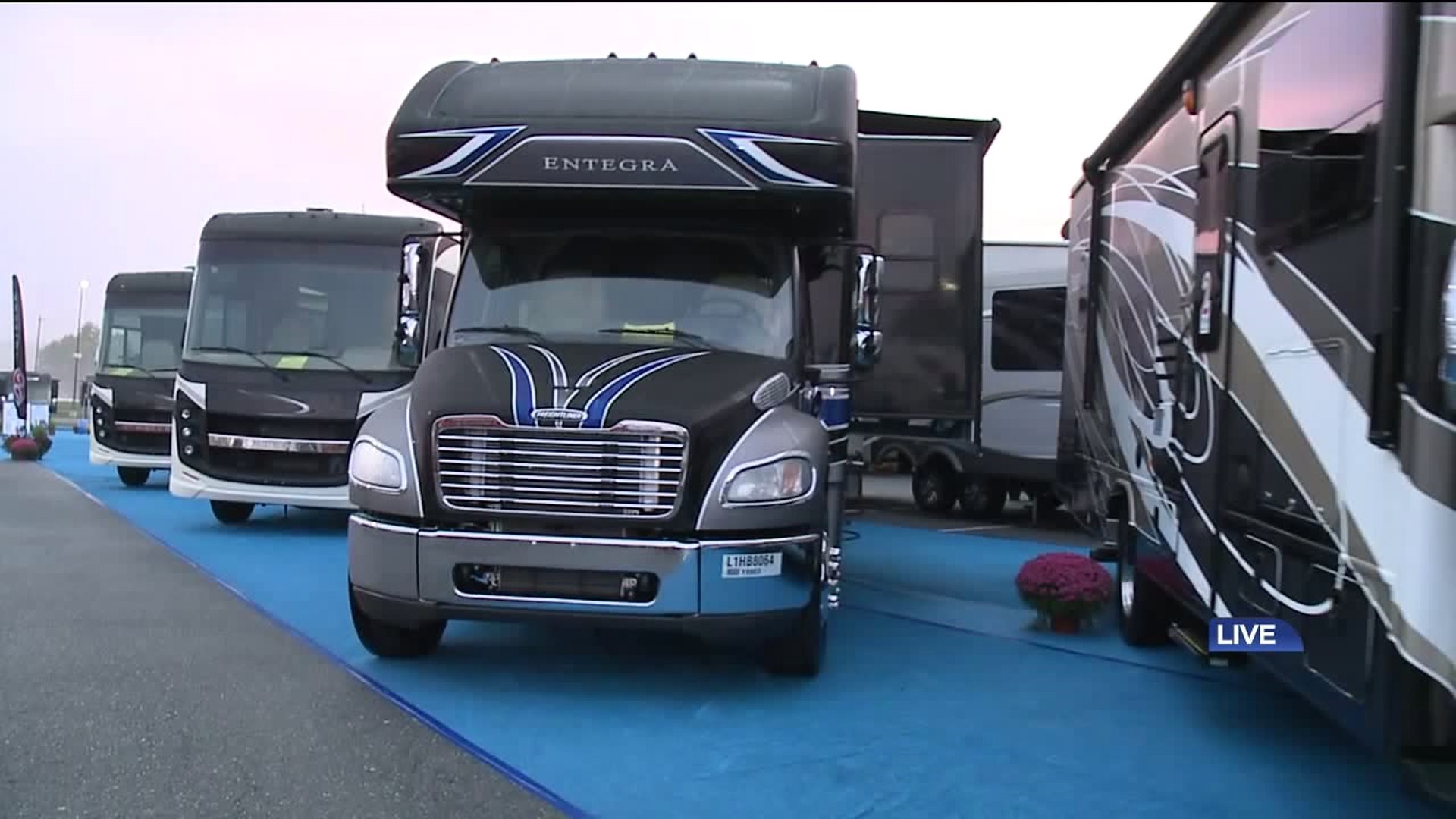 Taking ‘America’s Largest RV Show’ for a Spin