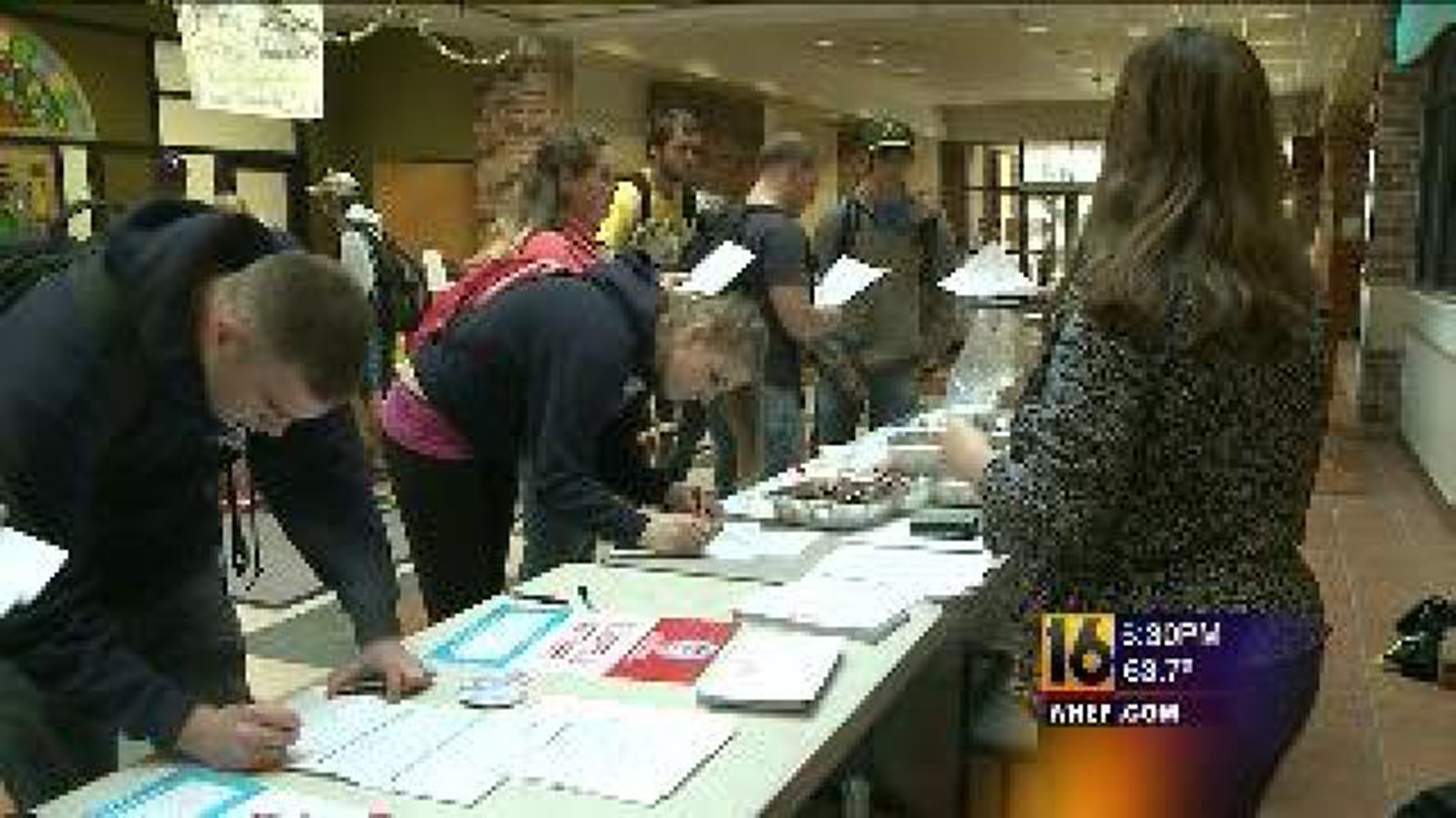 Students Register to Cast Their Ballots