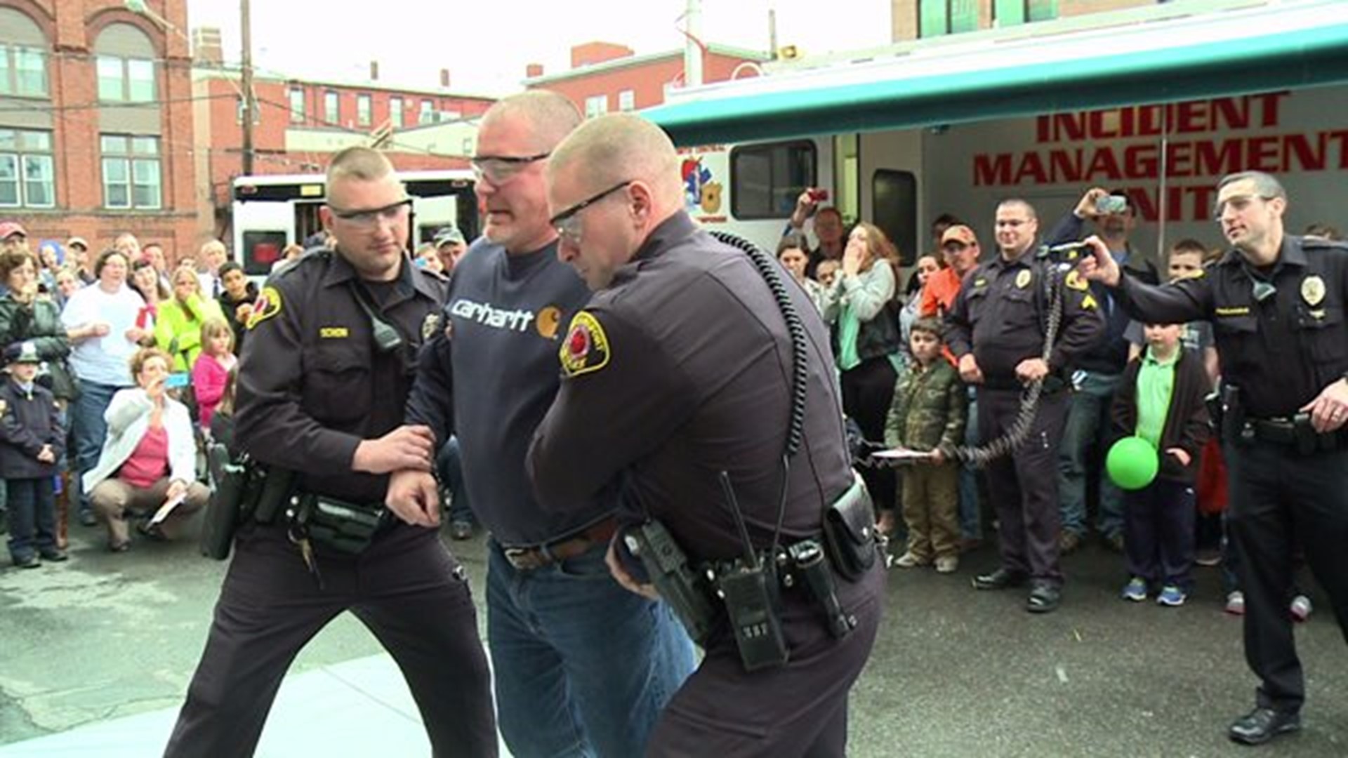 Williamsport Police Hold Open House To Improve Community Relations