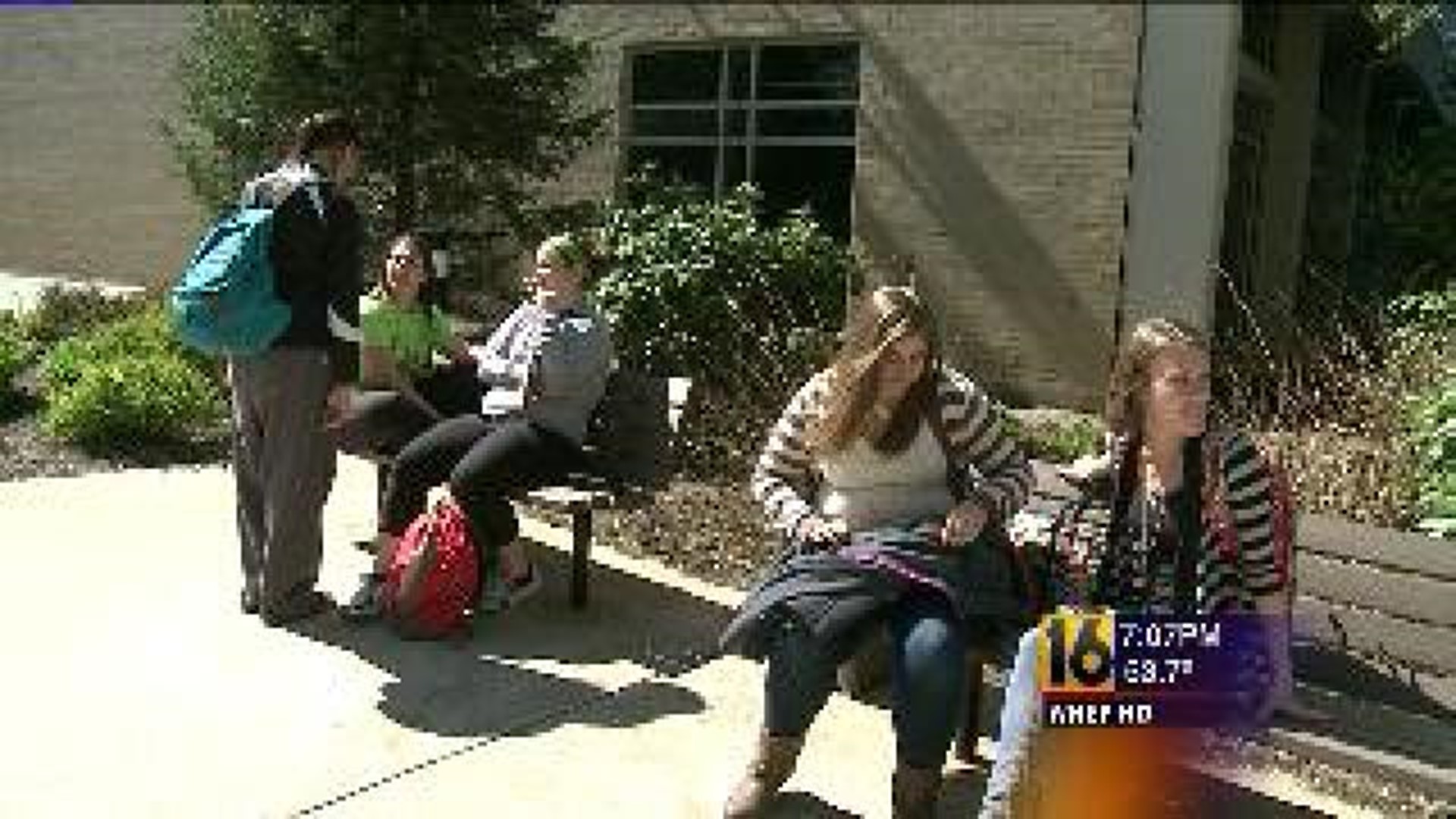 Students Search for Summer Jobs