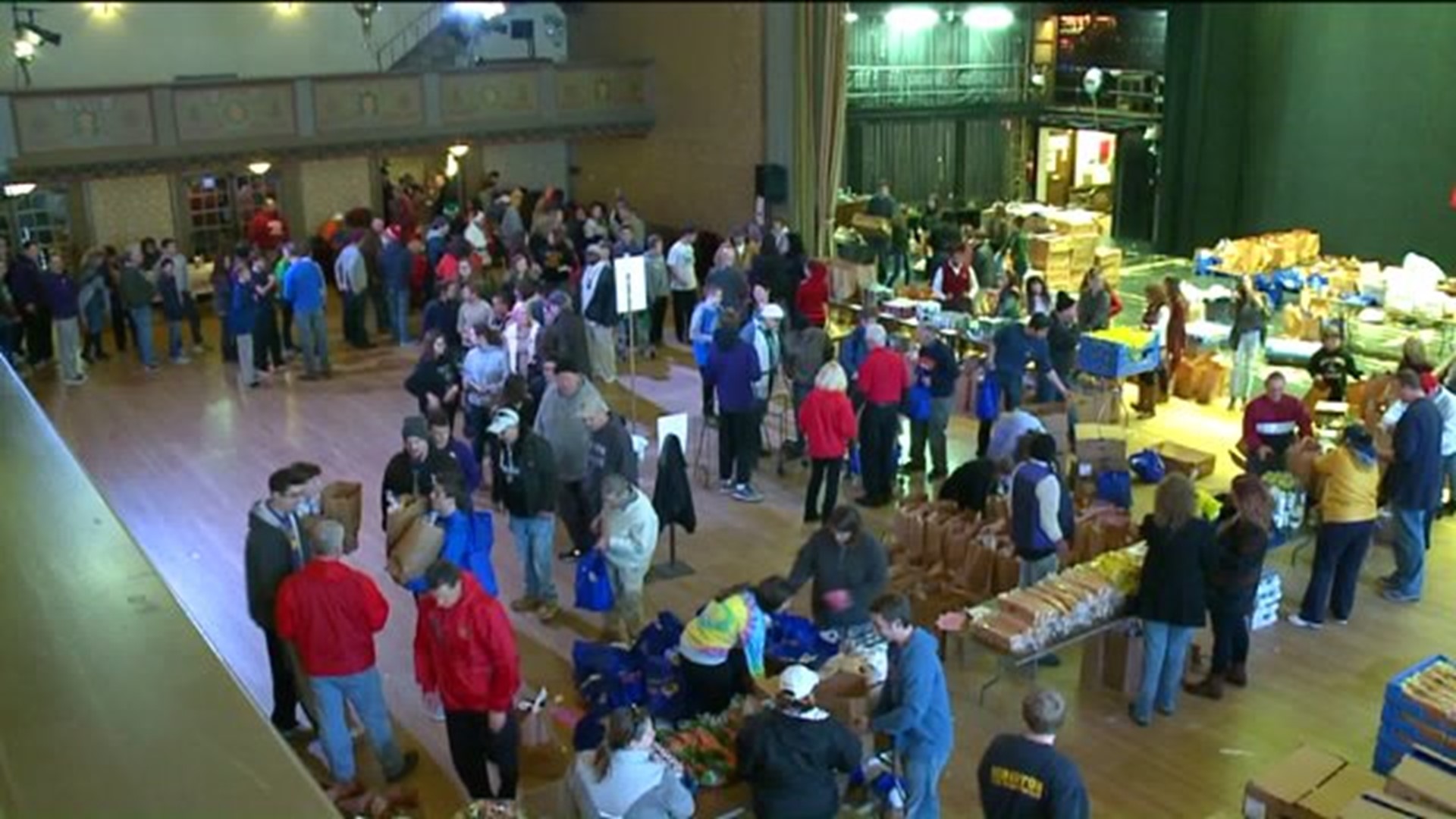 Family to Family Feeds Thousands for Thanksgiving