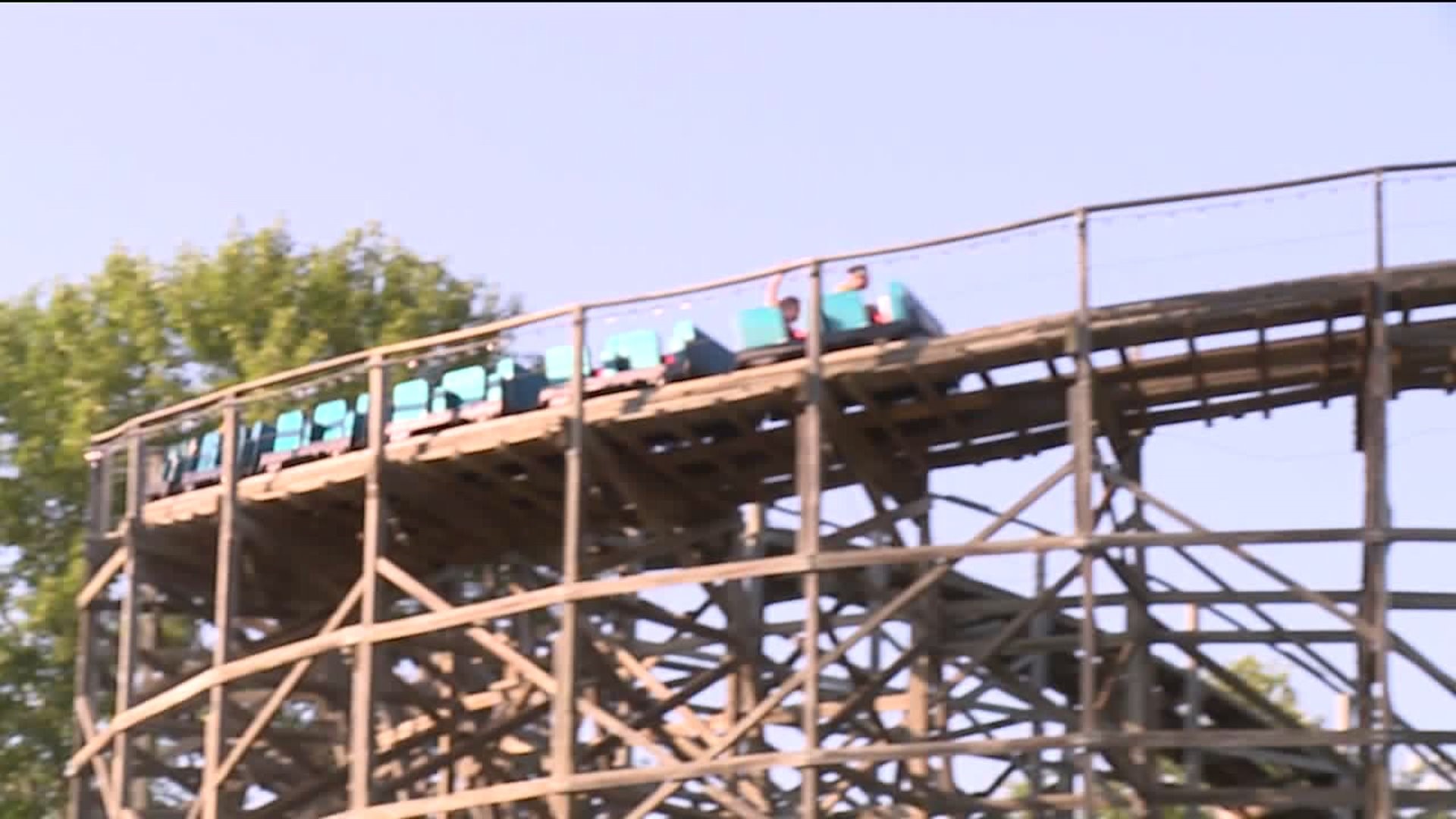 Sunny Weather Draws Crowd at Knoebels