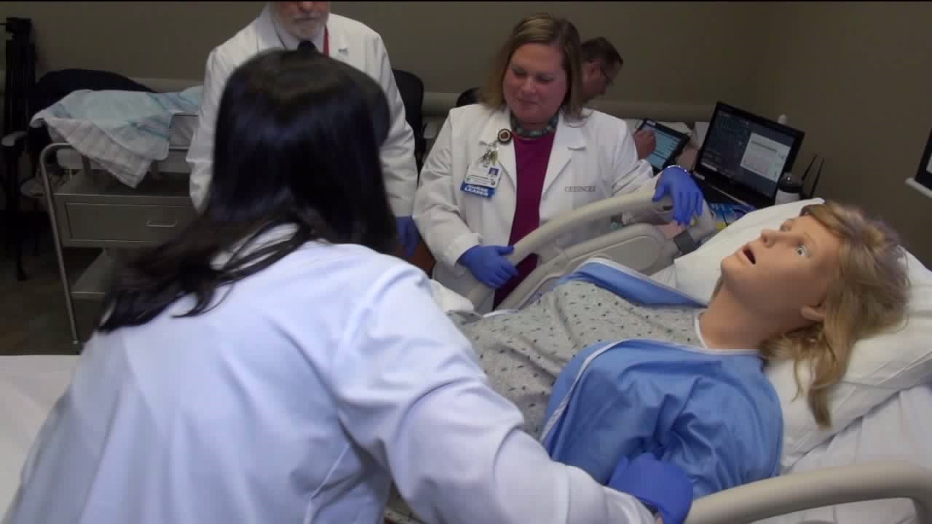 Healthwatch 16: Baby Robot Teaching Childbirth Scenarios