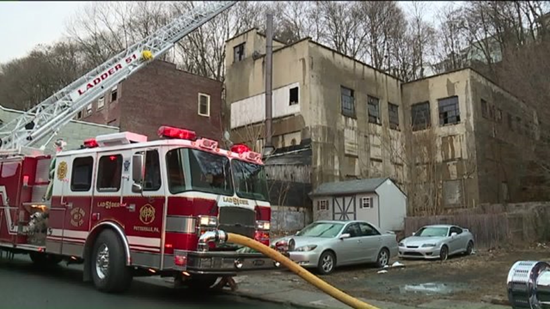 Flames Hit Vacant Building in Pottsville