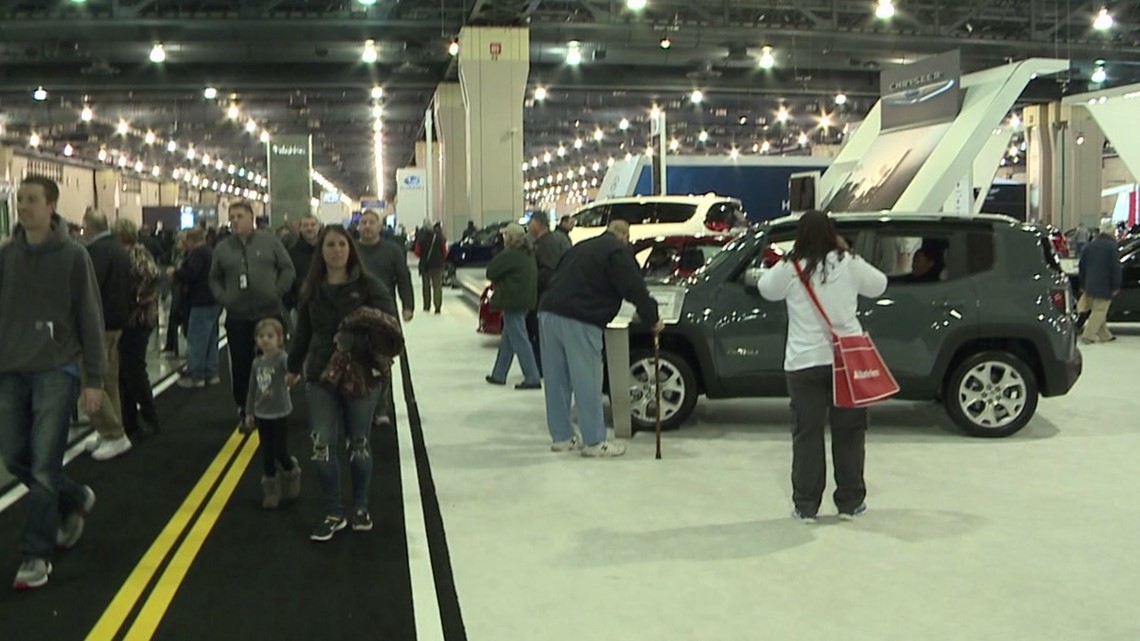 Hundreds Flock to See Newest, Fastest Cars at Philly Auto Show