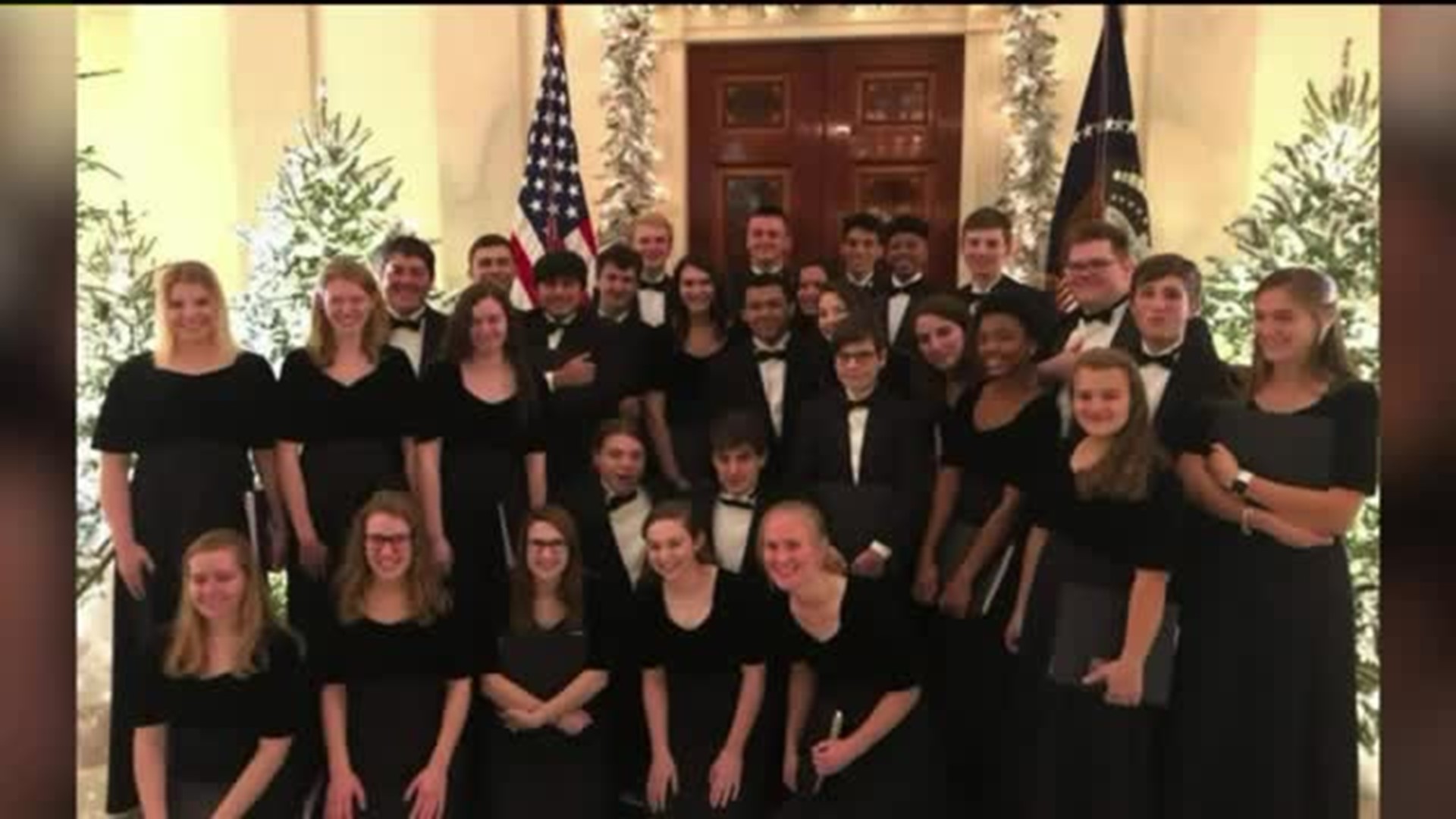 Students from Williamsport Sing at White House