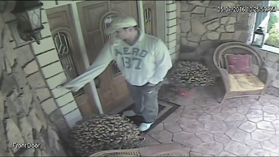 Attempted Home Breakin Caught on Camera